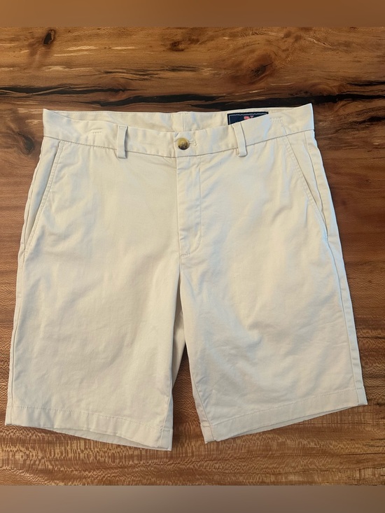 Vineyard Vines Other - Vineyard Vines Breaker Shorts Men's
| Size: 32| Khaki  Stone Flat Front NWOT